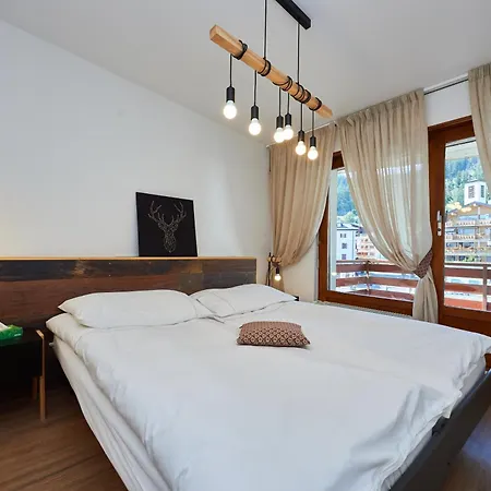 Отель Av De La Gare 4, Rond-point, 4br, Skilift350m! *