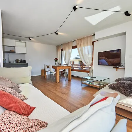 Hotel Av De La Gare 4, Rond-point, 4br, Skilift350m!