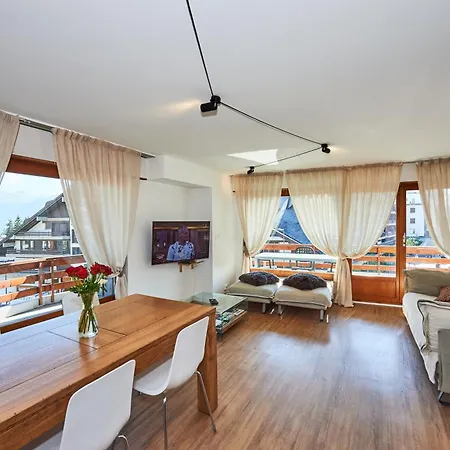 Av De La Gare 4, Rond-point, 4br, Skilift350m! Hotel Crans-Montana