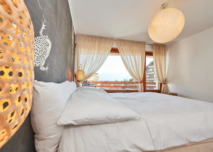 Отель Av De La Gare 4, Rond-point, 4br, Skilift350m! Кран-Монтана