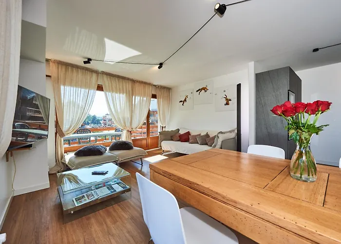 Отель Av De La Gare 4, Rond-point, 4br, Skilift350m!