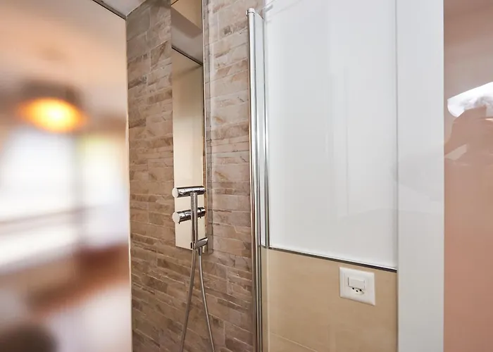 Av De La Gare 4, Rond-point, 4br, Skilift350m!