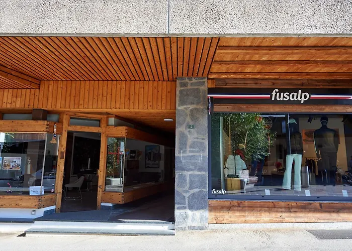 Отель Av De La Gare 4, Rond-point, 4br, Skilift350m! Кран-Монтана