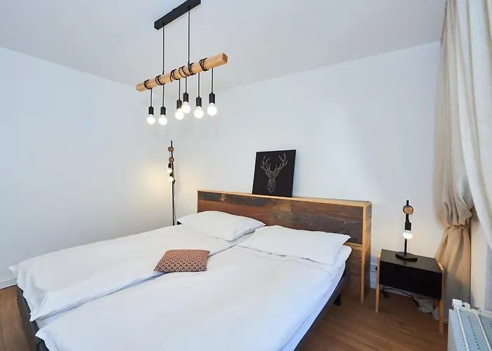 Отель Av De La Gare 4, Rond-point, 4br, Skilift350m! Кран-Монтана