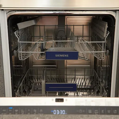 Hotel Av De La Gare 4, Rond-point, 4br, Skilift350m!